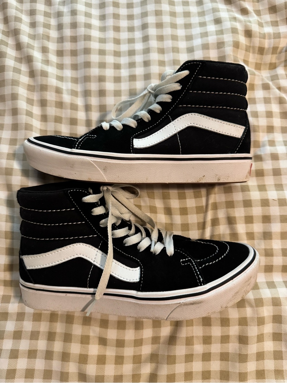 Vans Sk8-Hi Black White Suede Canvas High Top Sneakers Women’s 7.5